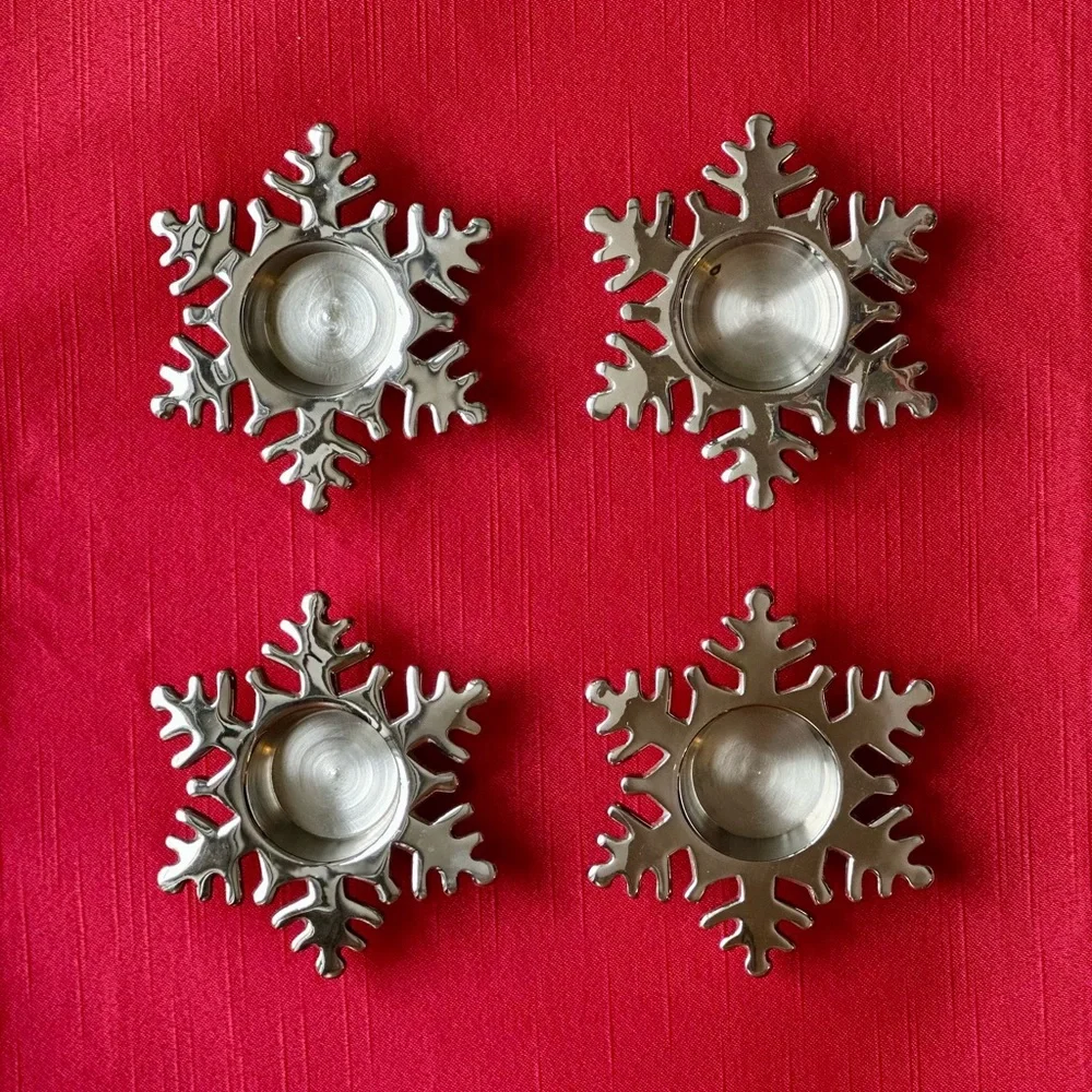 ❄️ Crate & Barrel Snowflake Tea Light Holders ❄️